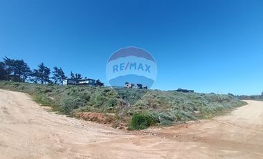 Terreno con Vista Panorámica al Mar en Cáhuil