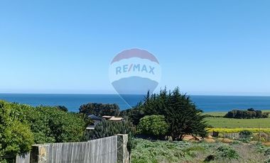 Terreno con Vista Panorámica al Mar en Cáhuil