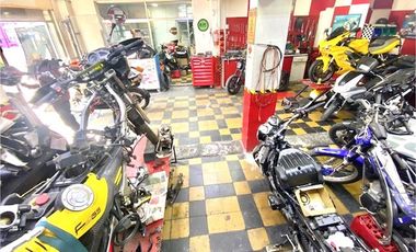 Derecho de LLave Taller y Sala de Venta de Motos
