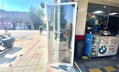 Derecho de LLave Taller y Sala de Venta de Motos