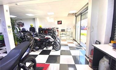 Derecho de LLave Taller y Sala de Venta de Motos