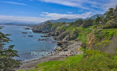 Exclusiva Parcela Frente al Mar con Playa Privada y Bahía Cristalina en Bahía Azul de Los Vilos.