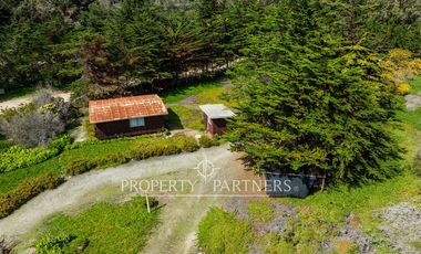 Exclusiva Parcela Frente al Mar con Playa Privada y Bahía Cristalina en Bahía Azul de Los Vilos.