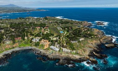 Exclusiva Parcela Frente al Mar con Playa Privada y Bahía Cristalina en Bahía Azul de Los Vilos.
