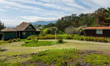 Exclusiva Parcela Frente al Mar con Playa Privada y Bahía Cristalina en Bahía Azul de Los Vilos.