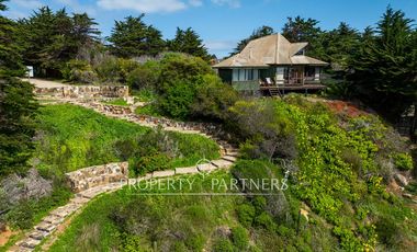 Exclusiva Parcela Frente al Mar con Playa Privada y Bahía Cristalina en Bahía Azul de Los Vilos.
