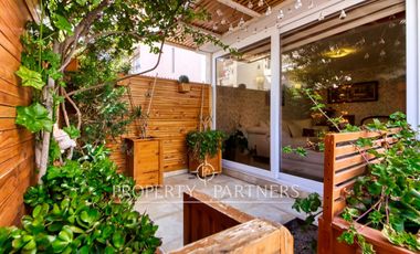 Venta de casa en Parque Inglés con amplia terraza y vista al mar