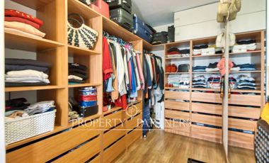 Venta de casa en Parque Inglés con amplia terraza y vista al mar