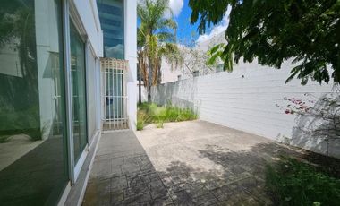 Edificio en Venta en Parque Industrial Tecnopolo