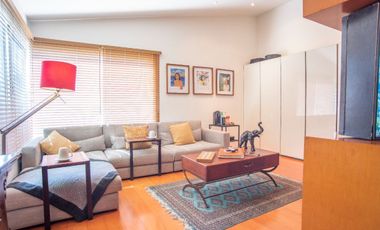 CASA EN VENTA EN FRACCIONAMIENTO LOS JALES EN ZAPOPAN CON ALBERCA Y MUY AMPLIA