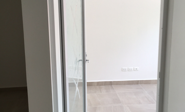 Bodega en Renta Central de Carga 900m2