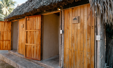 VILLAS EXCLUSIVAS EN EL CUYO A UNOS PASOS DEL MAR.RODEADAS DE NATURALEZA