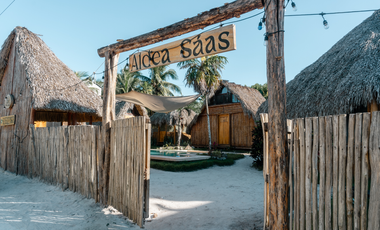 VILLAS EXCLUSIVAS EN EL CUYO A UNOS PASOS DEL MAR.RODEADAS DE NATURALEZA