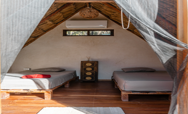 VILLAS EXCLUSIVAS EN EL CUYO A UNOS PASOS DEL MAR.RODEADAS DE NATURALEZA