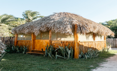 VILLAS EXCLUSIVAS EN EL CUYO A UNOS PASOS DEL MAR.RODEADAS DE NATURALEZA
