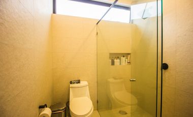 Se renta casa en solares