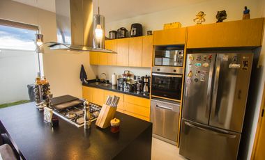 Se renta casa en solares