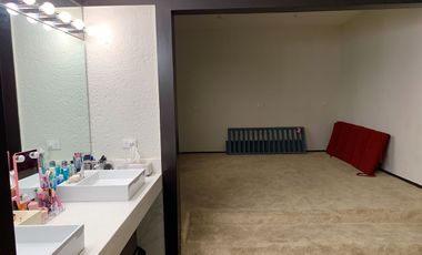 CASA EN RENTA EN BOSQUES DE LA HERRADURA