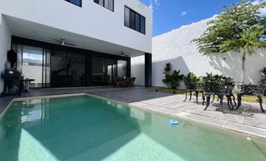 CASA VENTA CONKAL MERIDA YUCATAN 3 REC PISCINA