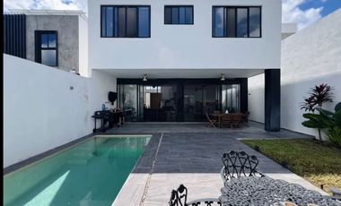 CASA VENTA CONKAL MERIDA YUCATAN 3 REC PISCINA