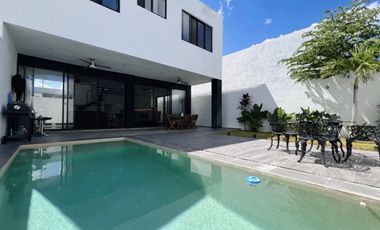 CASA VENTA CONKAL MERIDA YUCATAN 3 REC PISCINA