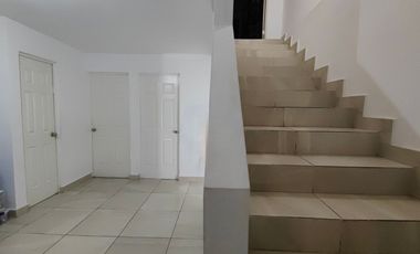 CASA DE 3 NIVELES EN VENTA EN DOMINIO CUMBRES - GARCIA, NL
