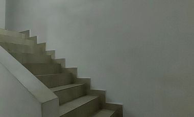 CASA DE 3 NIVELES EN VENTA EN DOMINIO CUMBRES - GARCIA, NL