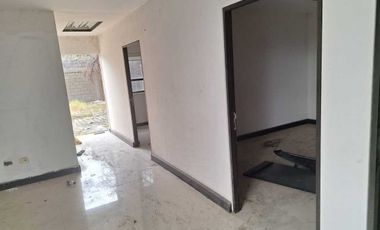 Venta Edificio Comercial con Gran Potencial de Desarrollo –La Fama, Sta.Catarina