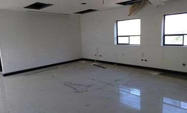 Venta Edificio Comercial con Gran Potencial de Desarrollo –La Fama, Sta.Catarina