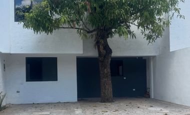 Casa en venta en privada