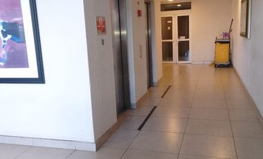 A UNA CUADRA DE UNIVERSIDAD SAN SEBASTIAN