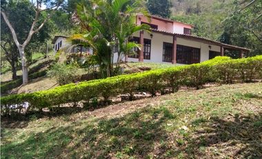 Vendo Casa Campestre en Villeta