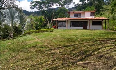 Vendo Casa Campestre en Villeta