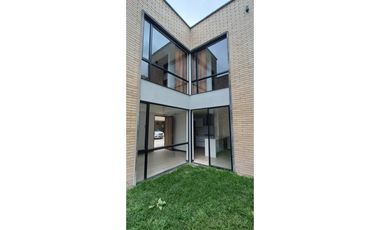 Casa Arriendo Conjunto Cerrado Cota $ 4.000.000