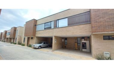 Casa Arriendo Conjunto Cerrado Cota $ 4.000.000