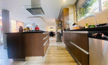 VENDO PRECIOSA CASA 266M2 EN CONJUNTO EXCLUSIVO CAJICA