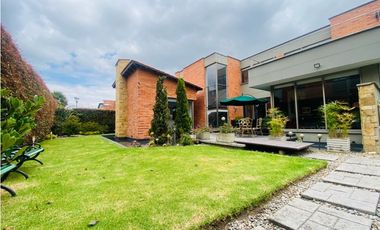 VENDO PRECIOSA CASA 266M2 EN CONJUNTO EXCLUSIVO CAJICA