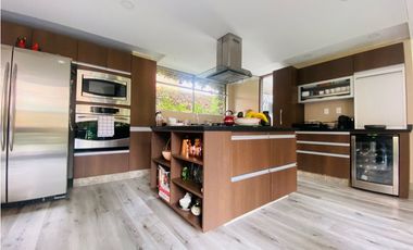 VENDO PRECIOSA CASA 266M2 EN CONJUNTO EXCLUSIVO CAJICA