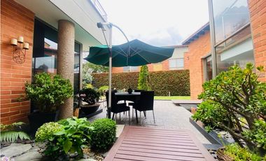 VENDO PRECIOSA CASA 266M2 EN CONJUNTO EXCLUSIVO CAJICA