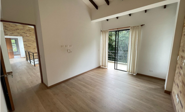 SE ARRIENDA CASA CAMPESTRE VIA CIRCASIA PEREIRA