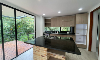 SE ARRIENDA CASA CAMPESTRE VIA CIRCASIA PEREIRA