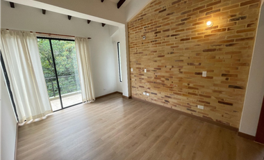 SE ARRIENDA CASA CAMPESTRE VIA CIRCASIA PEREIRA