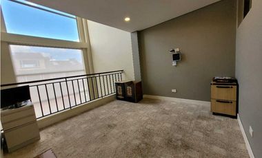 Venta amplia Casa Chia Urbana Oficinas/Vivienda