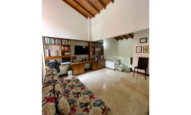 Casa en Arriendo El Tesoro Medellín