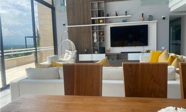 VENTA DE EXCLUSIVA CASA CAMPESTRE VIA A PUEBLO TAPAO QUINDO