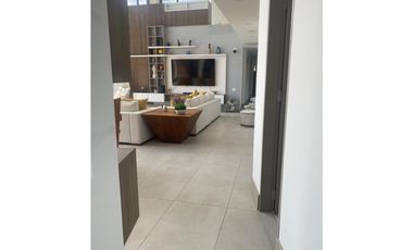 VENTA DE EXCLUSIVA CASA CAMPESTRE VIA A PUEBLO TAPAO QUINDO