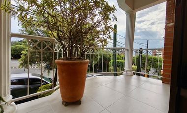 Casa para la venta en el Poblado