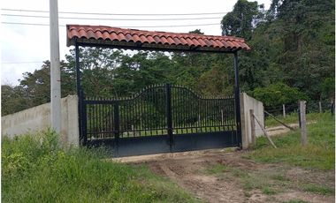 LOTE SE VENDE MESITAS DEL COLEGIO