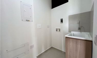 VENTA-RENTA LUJOSO APARTAMENTO 94 MTS2 CERRITOS PEREIRA