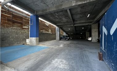 Local comercial en Venta, Torre Mirall, Chepevera Monterrey, N.L.